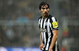 金喜真人-全市场：纽卡在2023年从超过100名球员里，选中托纳利和巴雷拉