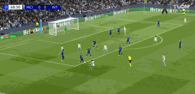 1726695865796029833.gif 配合.gif